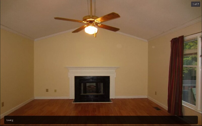 Primary Photo - 102 Rock Nest Ct