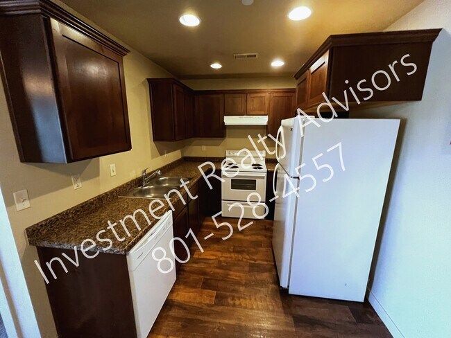 Foto del edificio - Beautiful Apartment Near BYU!
