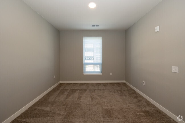1BR, 1BA - 652SF - Bedroom - Talus - All utilities & parking included