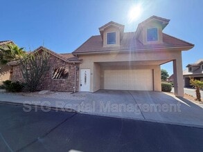 Building Photo - 449 W 500 N