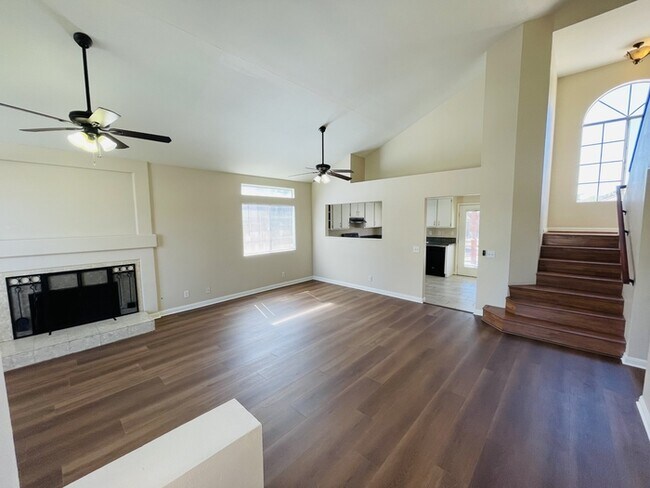 Building Photo - Provence Dr.