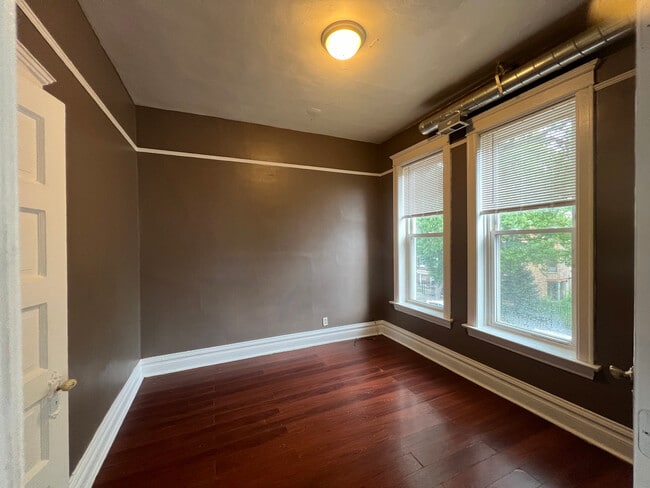Building Photo - 2356 S Drake Ave