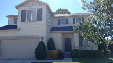 Building Photo - 1612 Laverder Dr