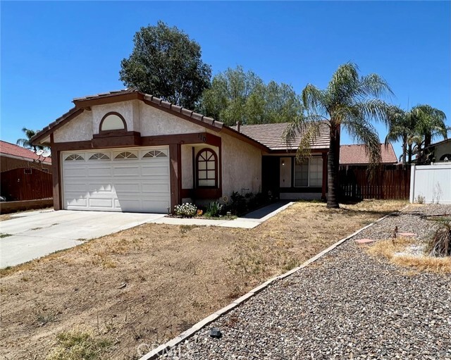 Building Photo - 110 Peppertree Dr