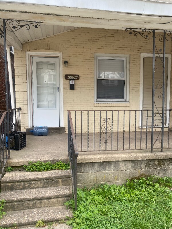 2008 Edgmont Ave, Chester, PA 19013 House Rental in Chester, PA