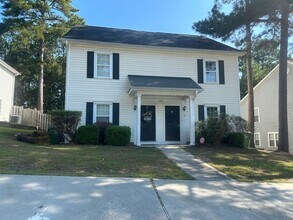 Building Photo - 106 Winterberry Ln