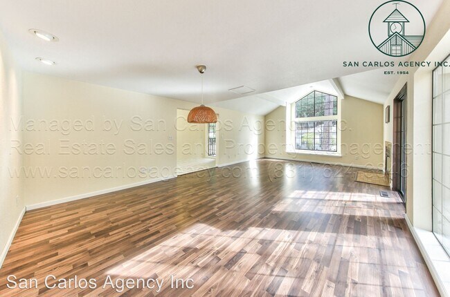 Foto del edificio - 3 br, 2.5 bath House - 4235 Canada Lane