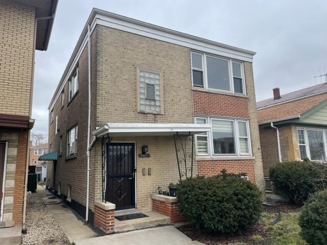 Building Photo - 5421 S Kilbourn Ave