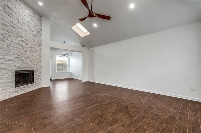 Foto del edificio - 7936 Maiden Ln