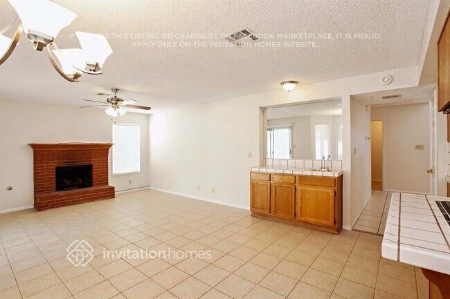 Foto del edificio - 610 E Eldorado Ln