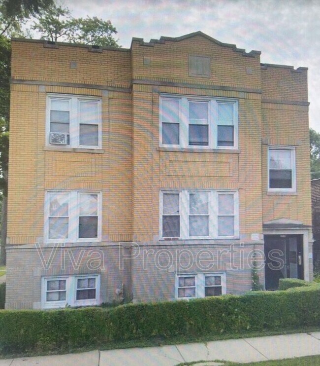 5403 S Maplewood Ave Unit 1, Chicago, IL 60632 Condo for Rent in