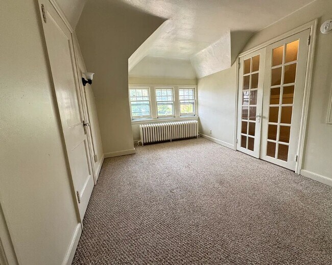 Foto del edificio - 1804 E 4th St