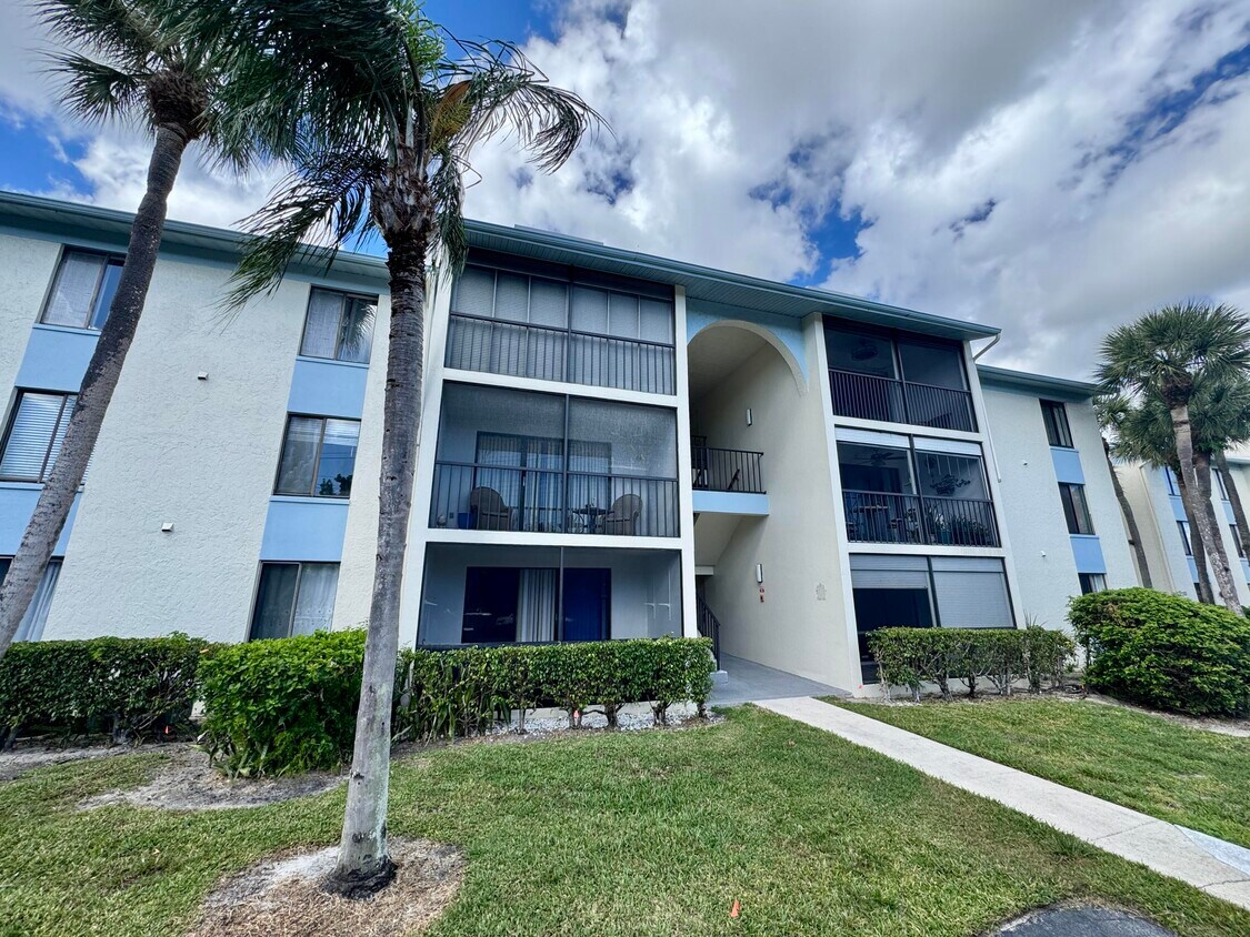 Foto principal - 1111 Green Pine Blvd