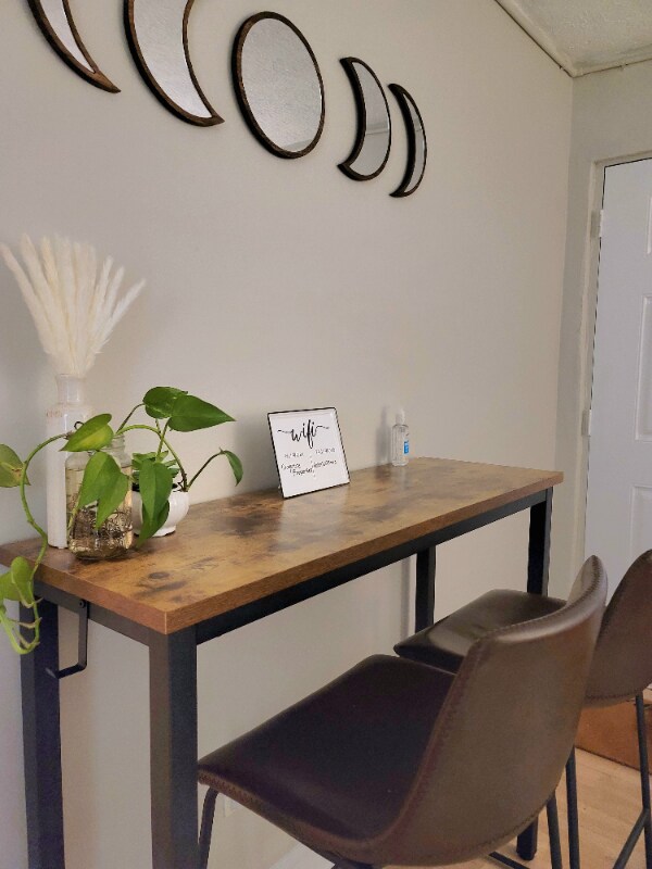 Foto del edificio - 1094 Osborne St SW