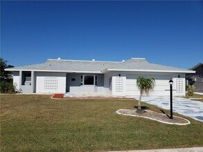 Building Photo - 1212 Fordham Dr