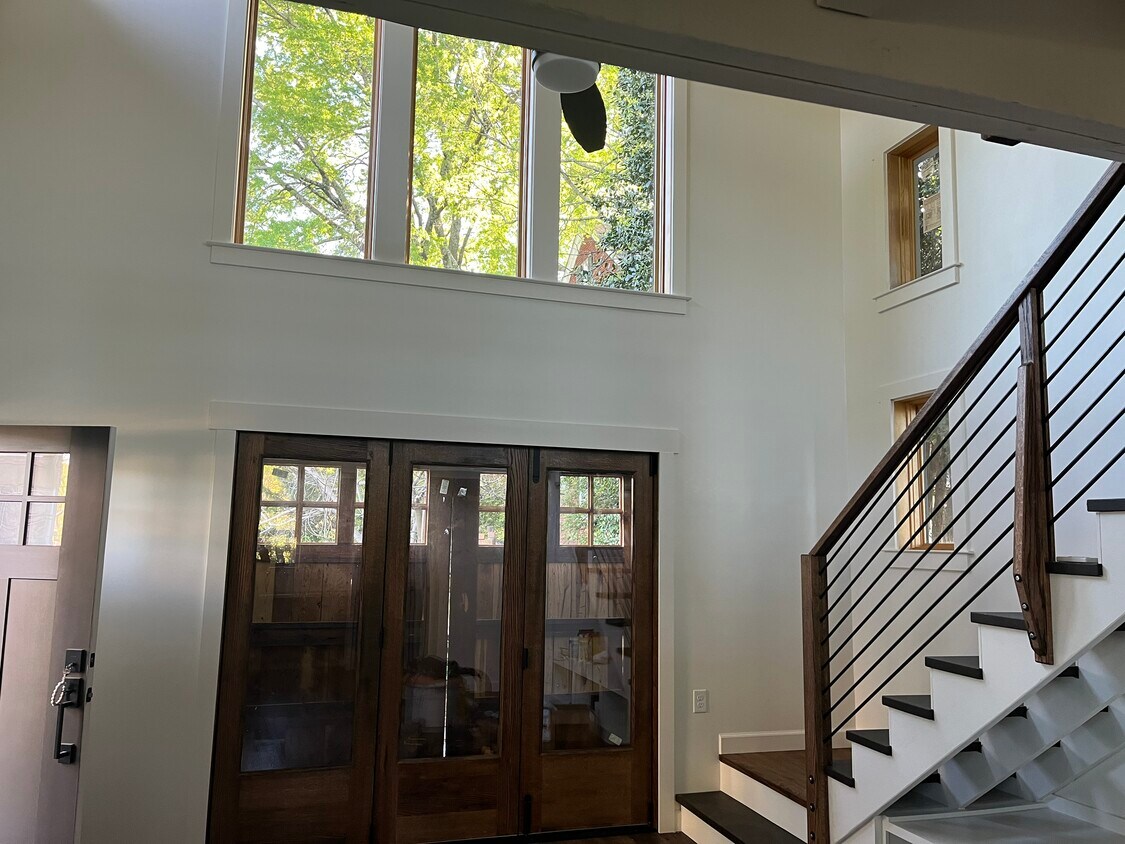 Foto principal - 841 Fort Wood St