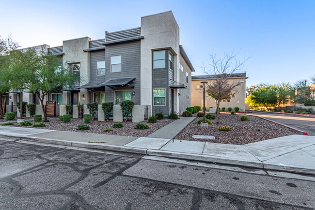 Foto del edificio - 7531 E Billings St