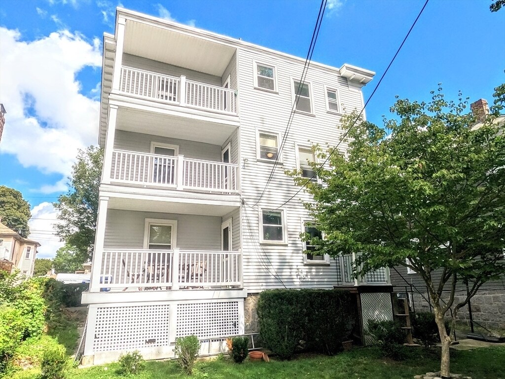Primary Photo - 76 Farquhar St