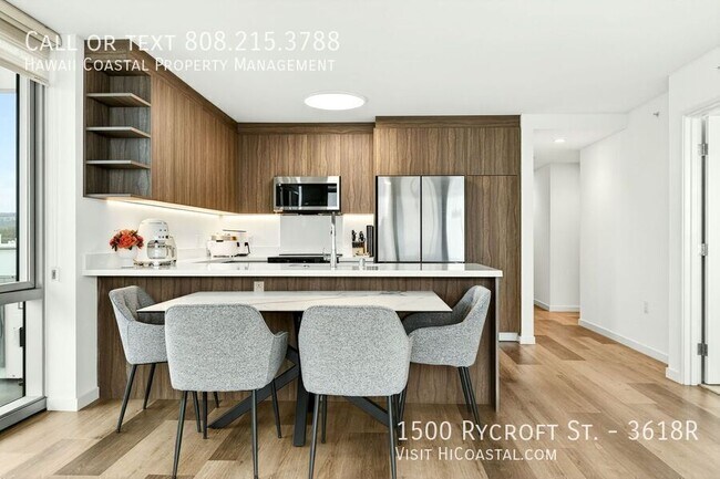 Building Photo - 1500 Rycroft St