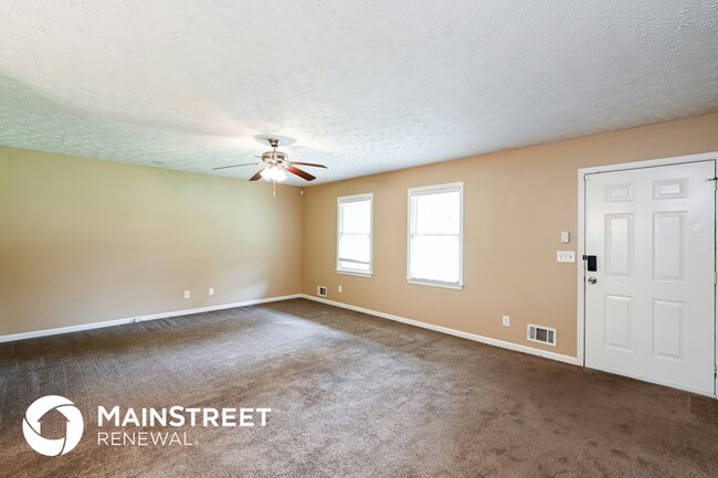 Foto del edificio - 3338 Mansfield Ln