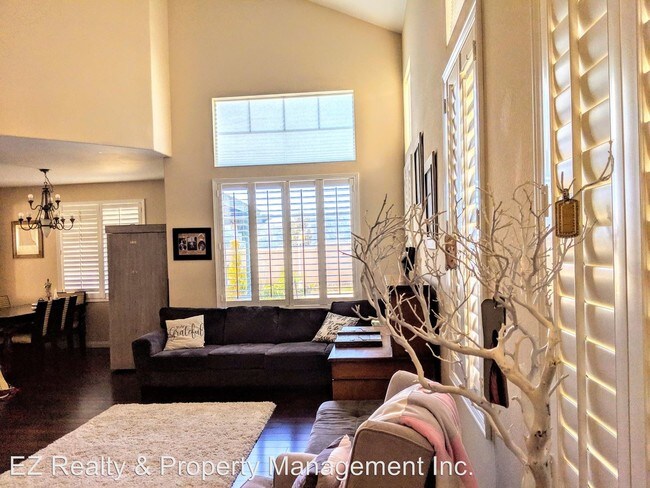 Building Photo - 4 br, 3 bath House - 35405 El Diamante Dr