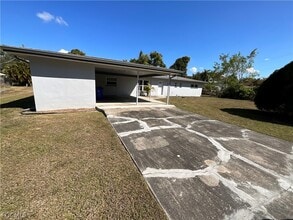 Building Photo - 169 Riverview Rd