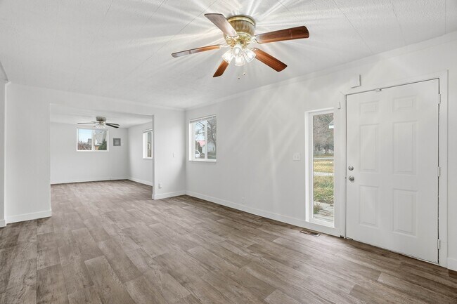 Foto del edificio - 5111 N Stone St