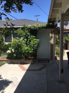 side view, with entrance - 4350 Corinth Ave