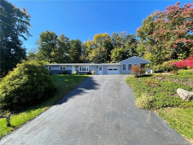 Building Photo - 85 Brentwood Dr