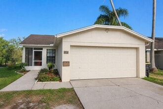 Building Photo - 1424 Bramblewood Dr