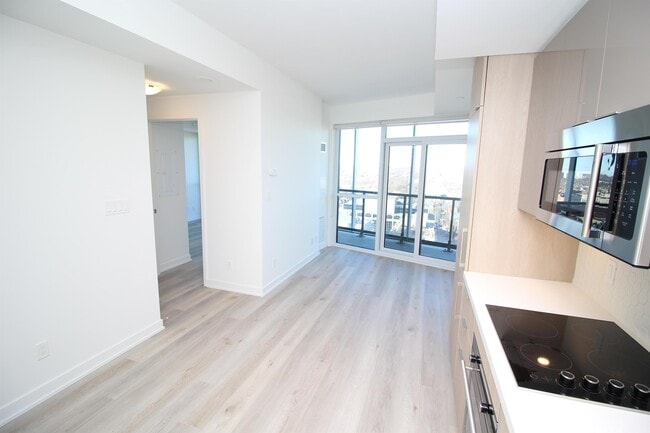 Building Photo - 50-2050 Ordnance St