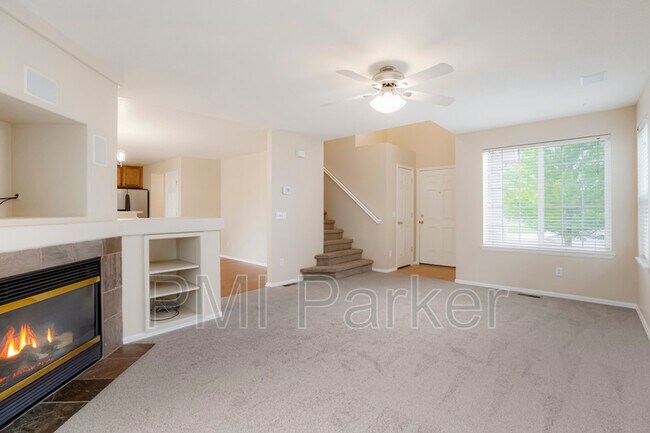 Foto del edificio - 8374 Bed Straw St