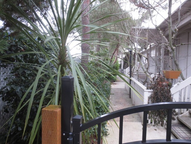 Foto del edificio - 7064 35th Ave NE