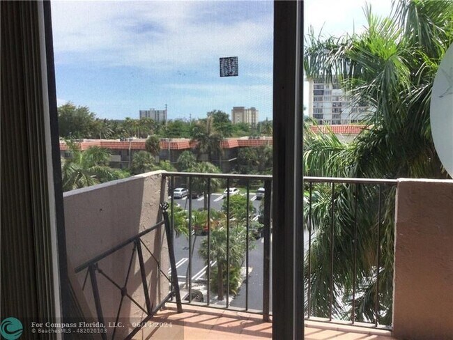 Foto del edificio - 777 S Federal Hwy