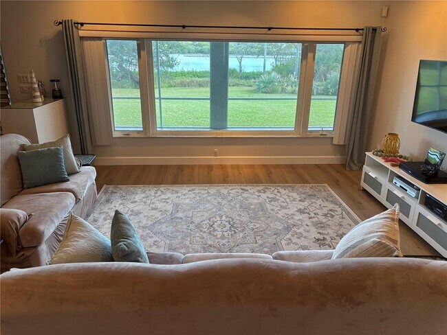 Foto del edificio - 2437 Swordfish Ln