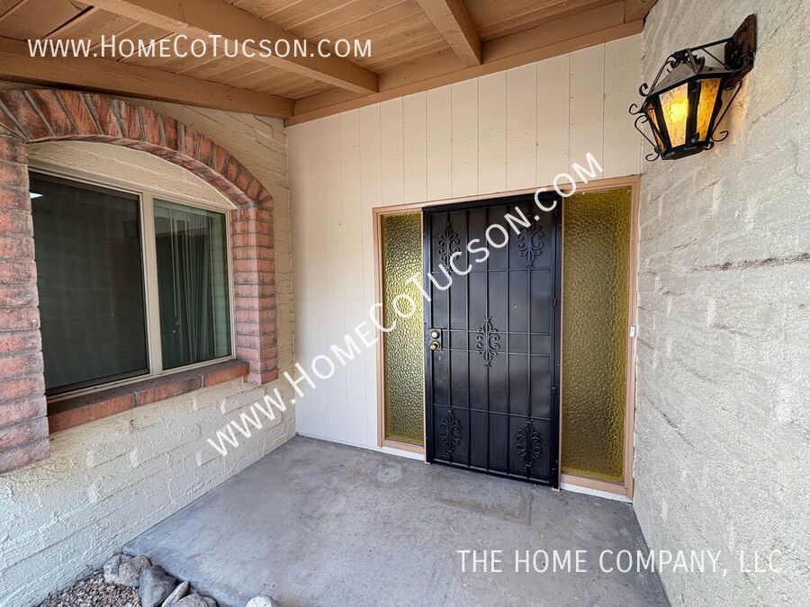 Photo - 5215 E Bermuda Street-