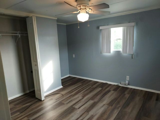 Foto del edificio - 106 49th Ave W