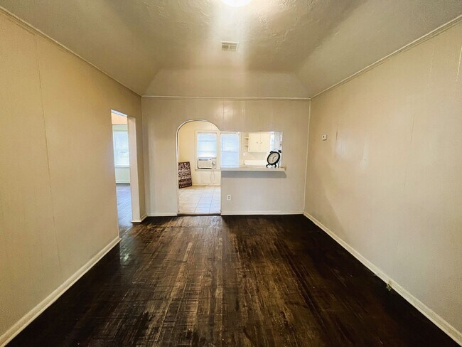 Foto del edificio - 1033 SW 63rd St