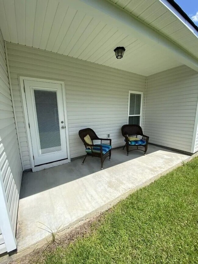 Foto del edificio - FOR RENT! Discover the Home You've Been Lo...