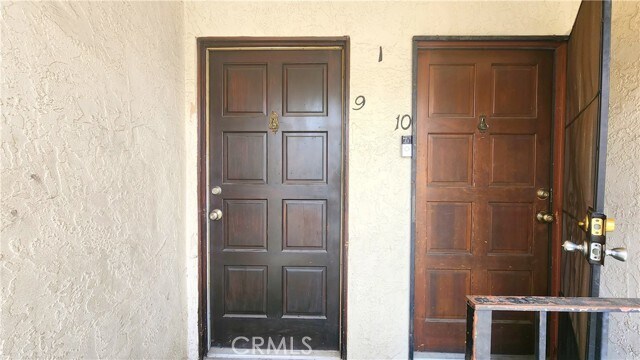 Foto del edificio - 23611 Golden Springs Dr