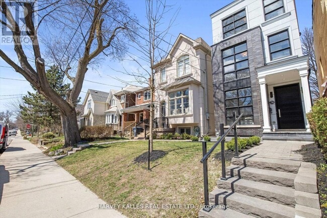 Building Photo - 74 Woburn Ave