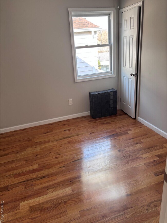 Foto del edificio - 115-21 222nd St