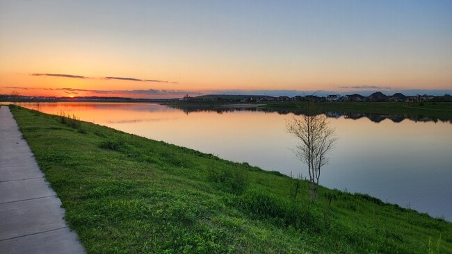 Building Photo - 1328 Island Vista Dr