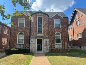 Building Photo - 1035 Claytonia Terrace