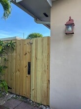 Building Photo - 8635 SW 102nd Ave