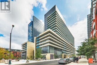 Building Photo - 36-20036 Lisgar St
