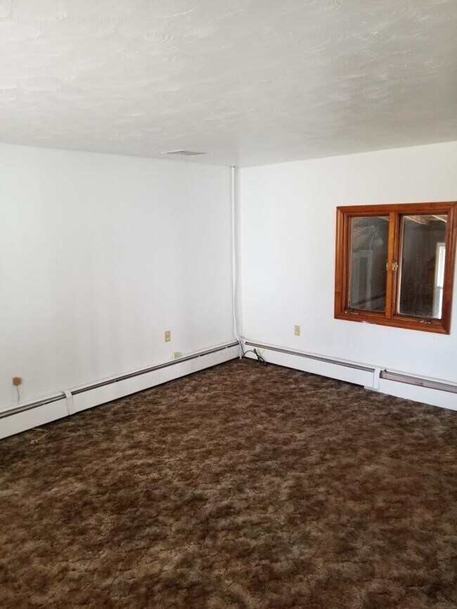 99 Coal St, Plymouth, PA 18651 House Rental in Plymouth, PA