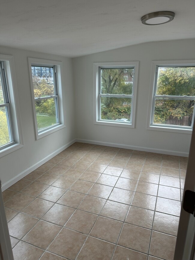 Building Photo - 251 Neponset St