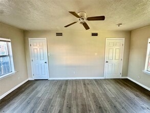 Building Photo - 2414 Grover Ave