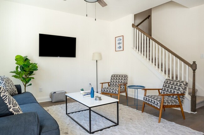 Building Photo - 3319 Old Hickory Blvd